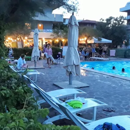 Residenza Giardino Bellaria-Igea Marina