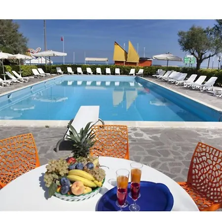 Residenza Giardino Apartahotel Bellaria-Igea Marina